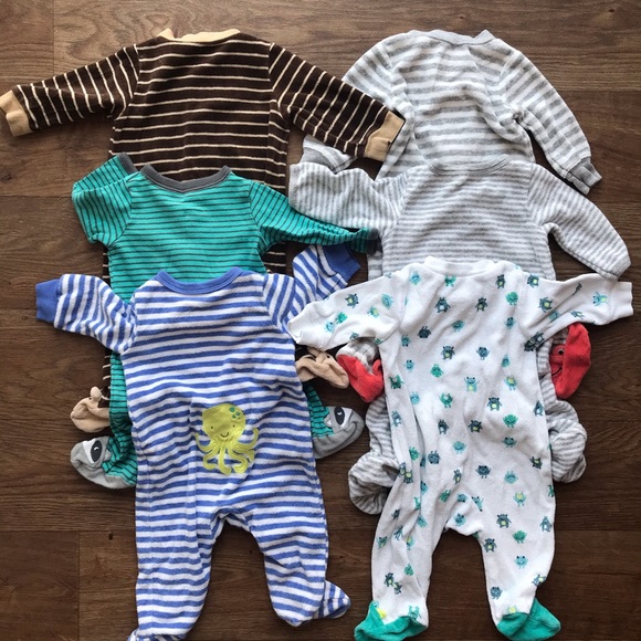 6 carters feetie pjs - Picture 2 of 2